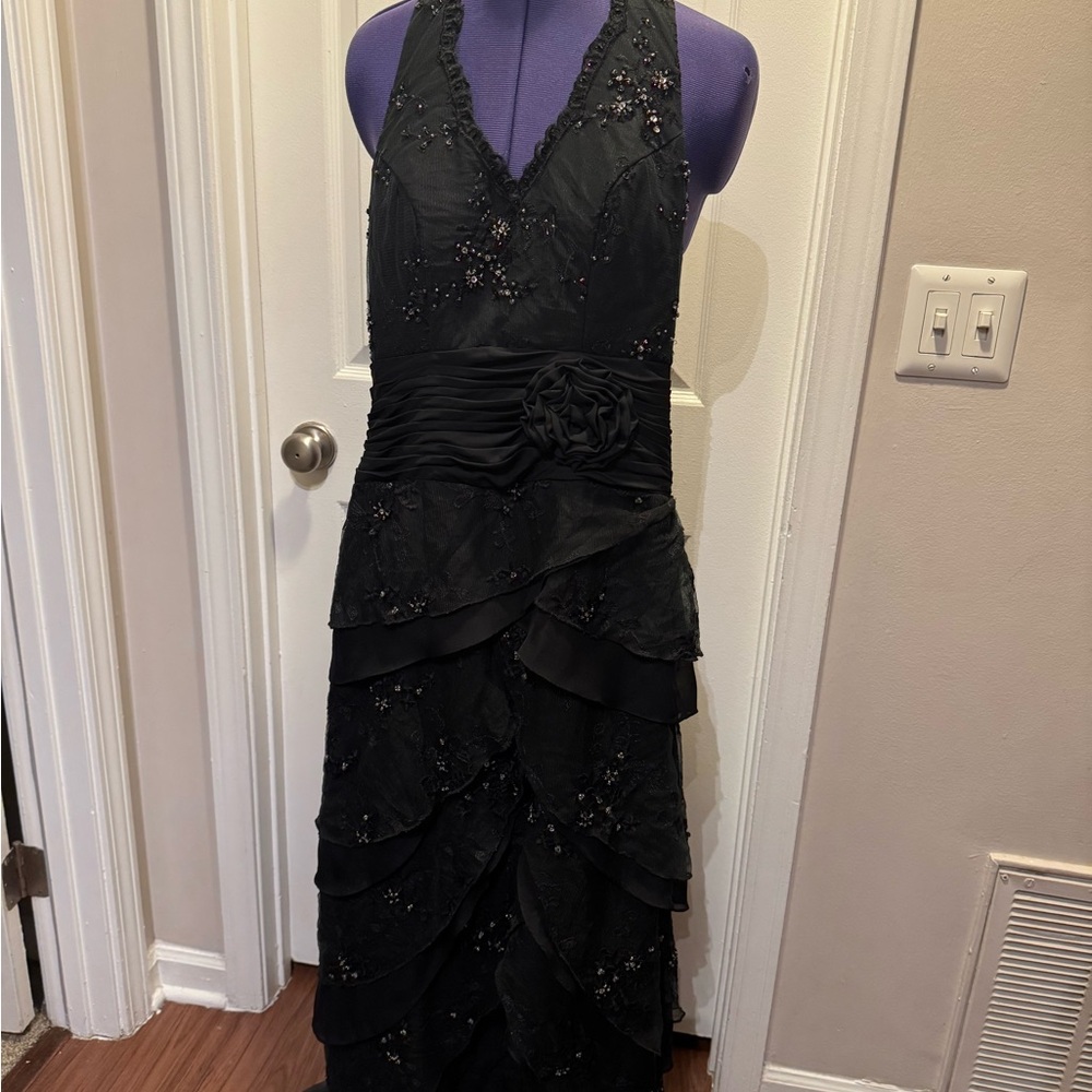 Elegant Black Evening Dress